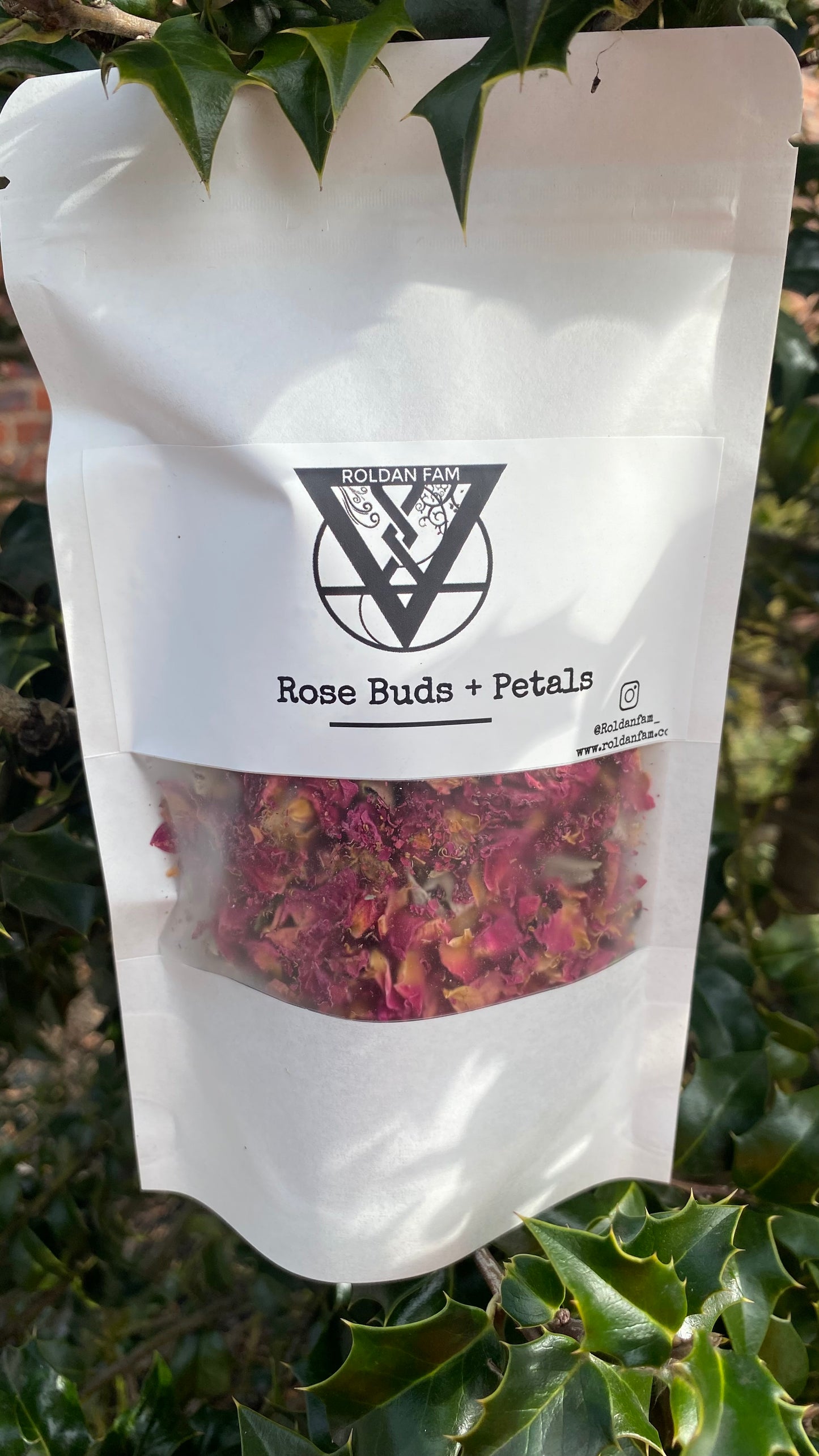 Rose Buds & Petals